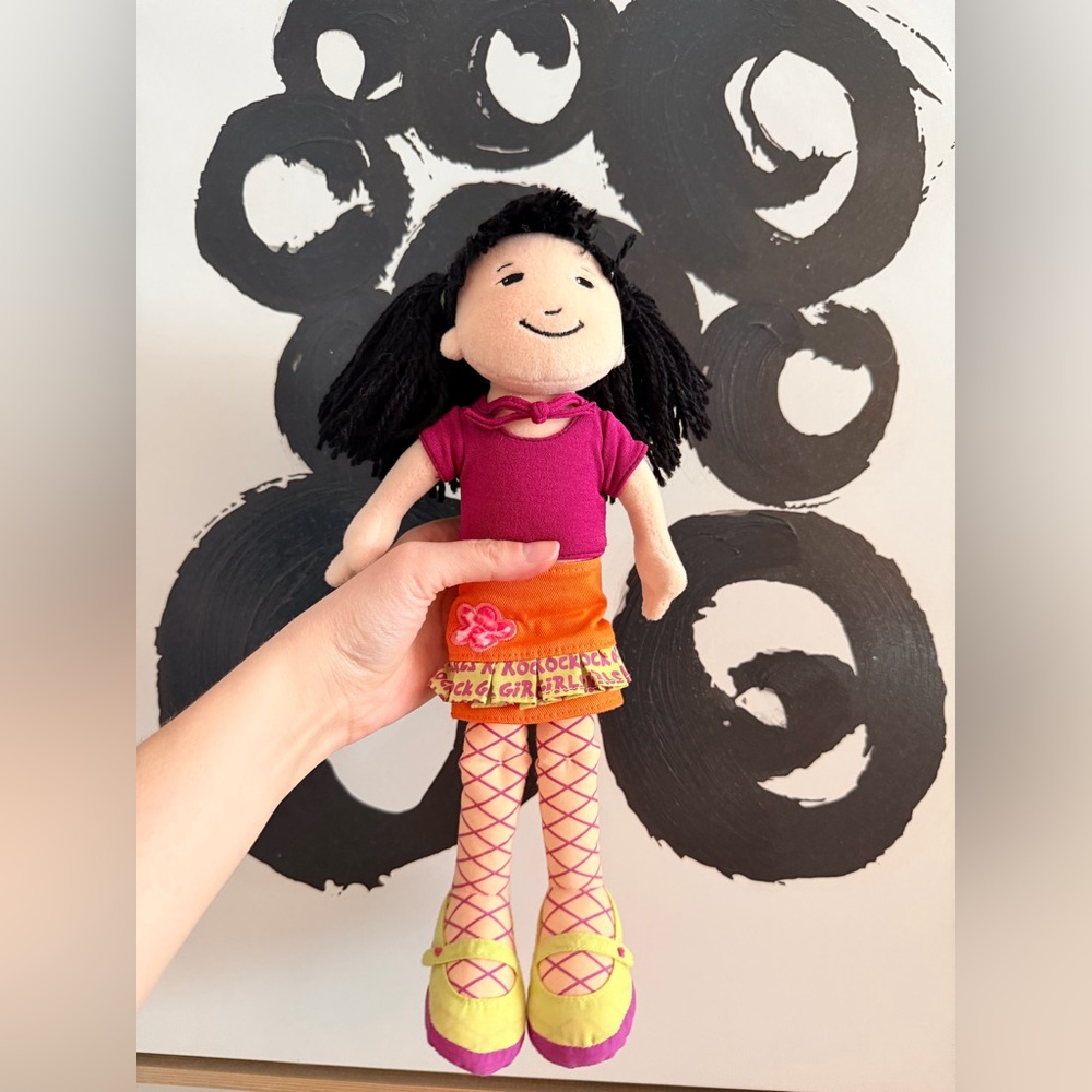 Vintage 2002 Groovy Girls “Tomiko” Plush Doll – Y2K Collectible